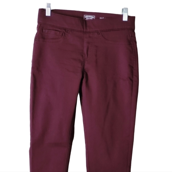 Levi’s totally shaping pull on skinny jeans Burgundy Size 27x30 - Picture 3 of 14
